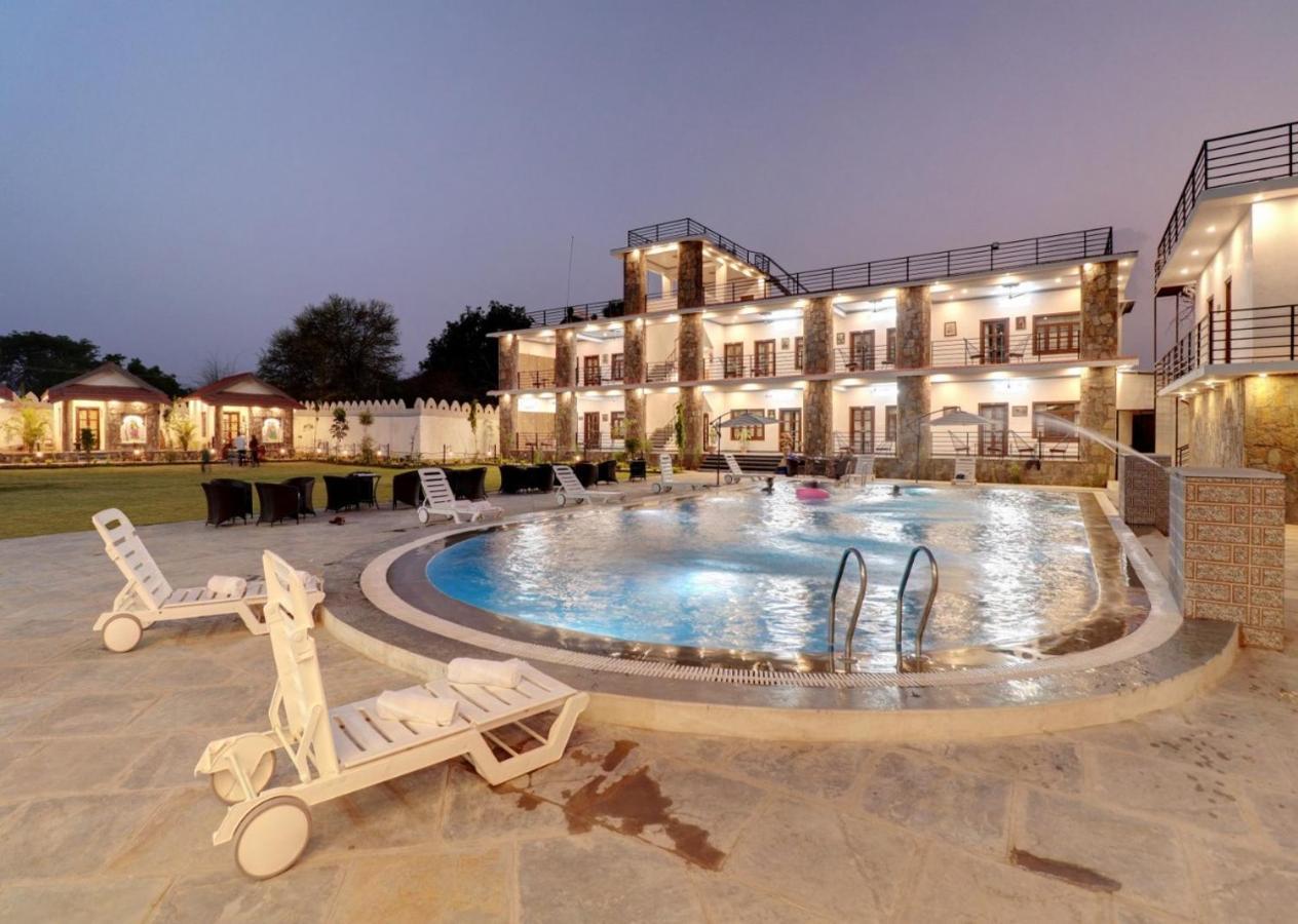 Keshav Resort Udaipur Eksteriør billede