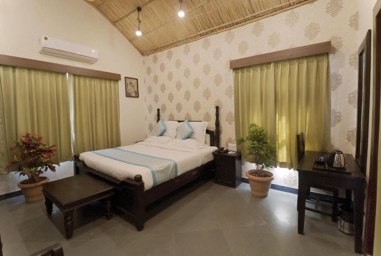 Keshav Resort Udaipur Eksteriør billede