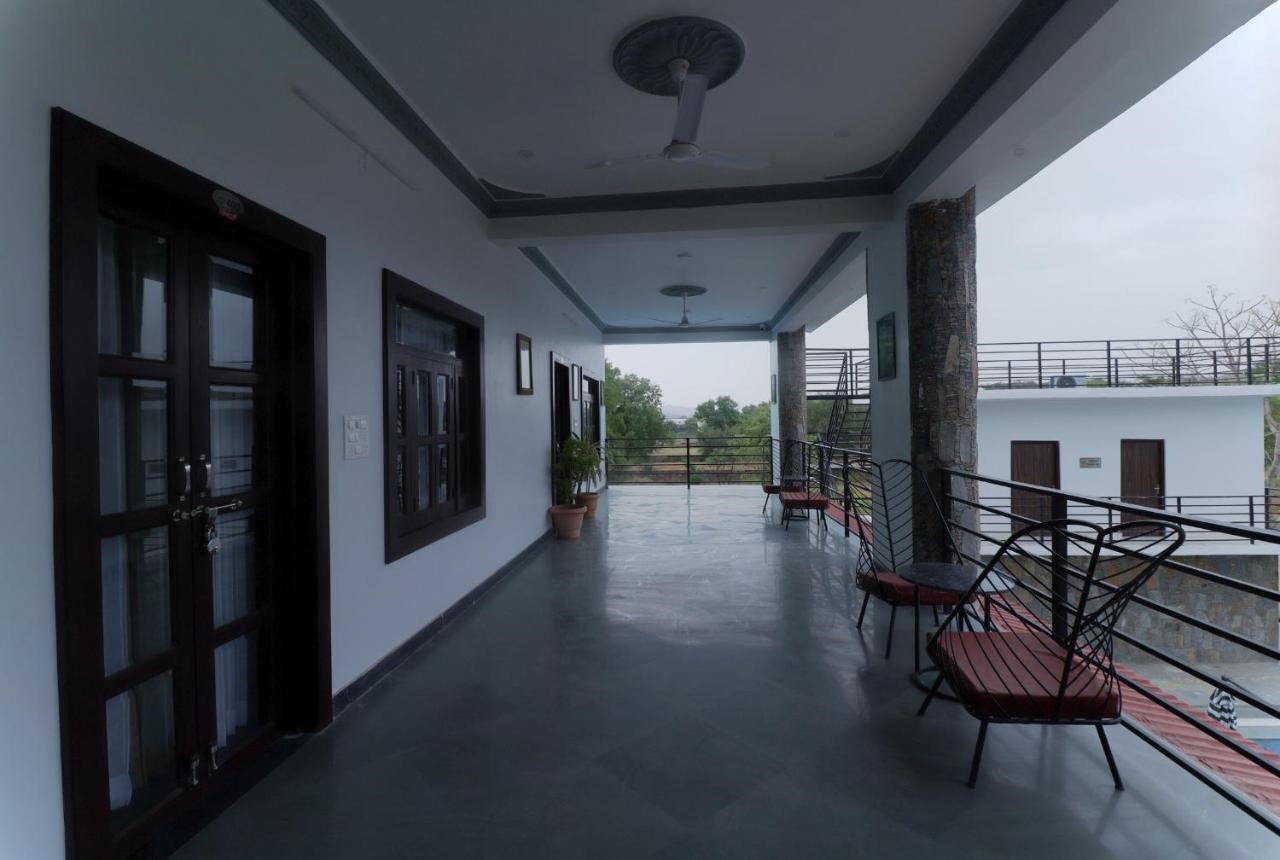 Keshav Resort Udaipur Eksteriør billede