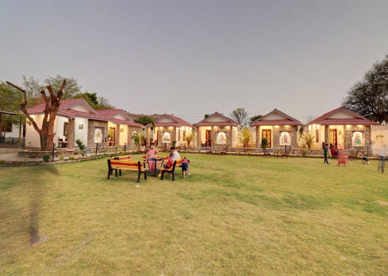 Keshav Resort Udaipur Eksteriør billede