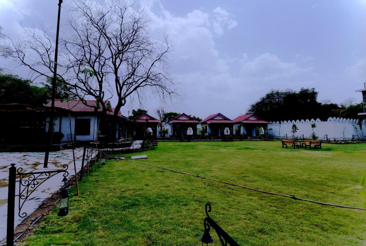 Keshav Resort Udaipur Eksteriør billede