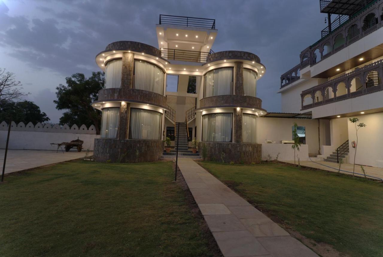 Keshav Resort Udaipur Eksteriør billede