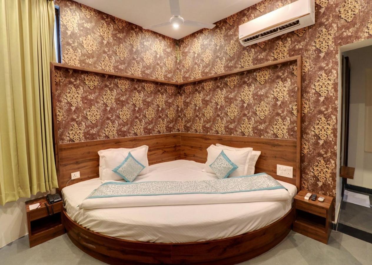 Keshav Resort Udaipur Eksteriør billede