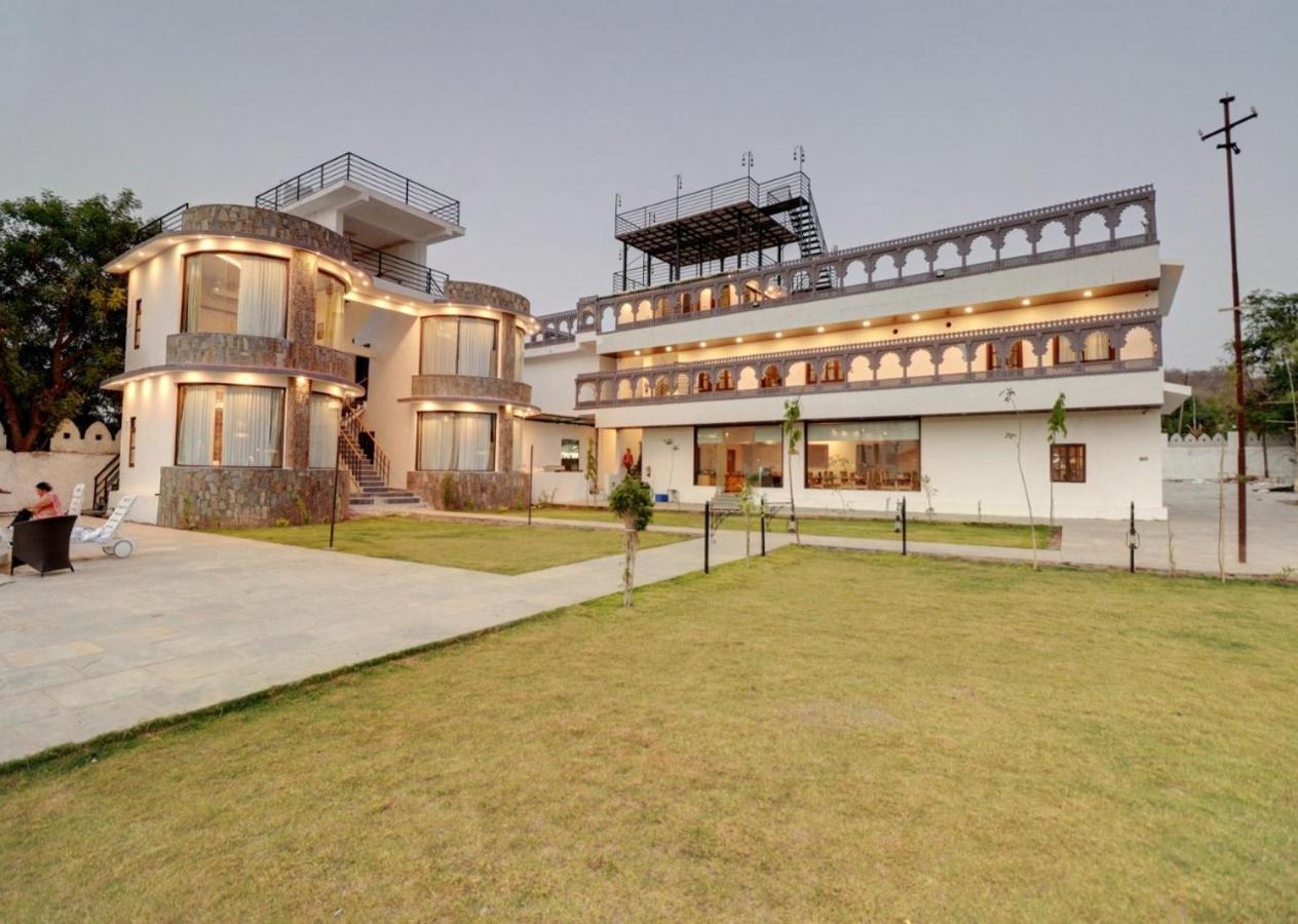 Keshav Resort Udaipur Eksteriør billede