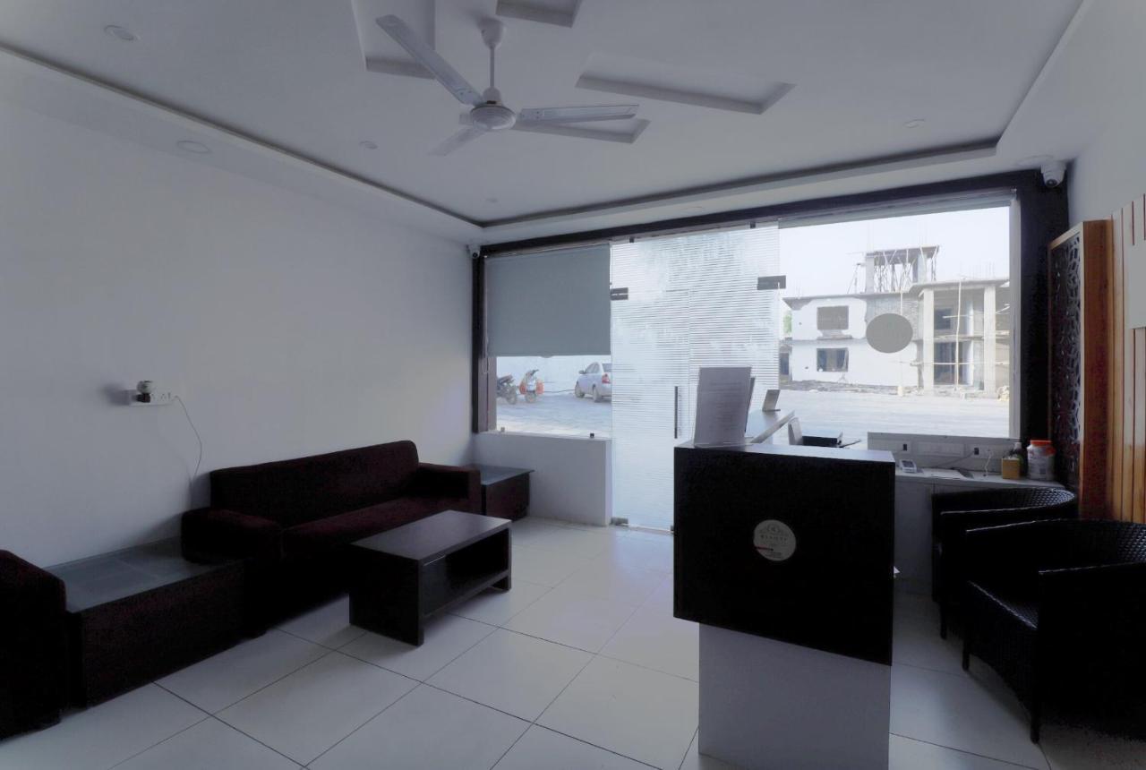 Keshav Resort Udaipur Eksteriør billede